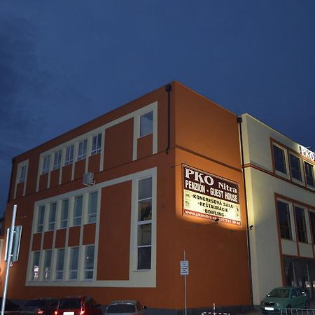 尼特拉pko酒店 外观 照片
